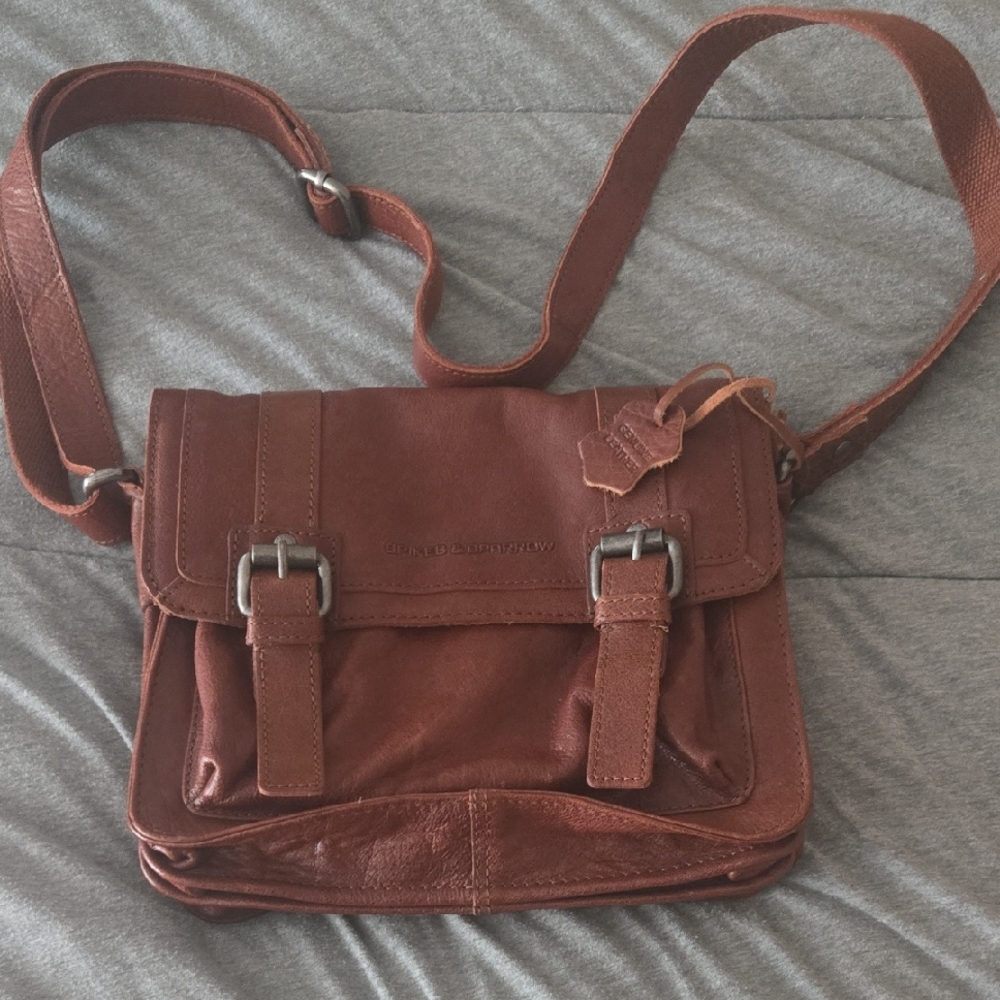 Stylish Brown Leather Crossbody Bag